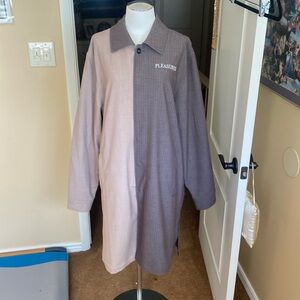 Pleasures Bi-colored trench coat